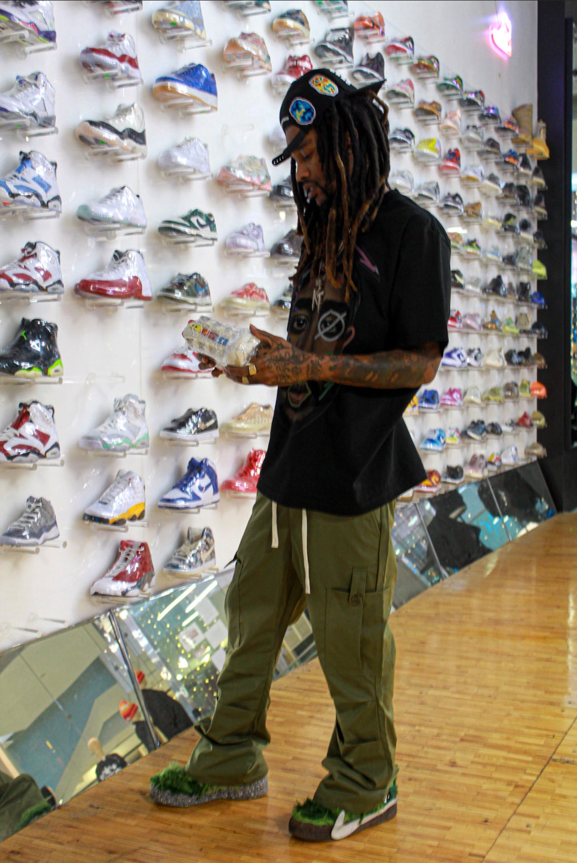 78% green cargo pants